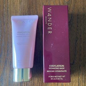 Wander Staycation Face Mask